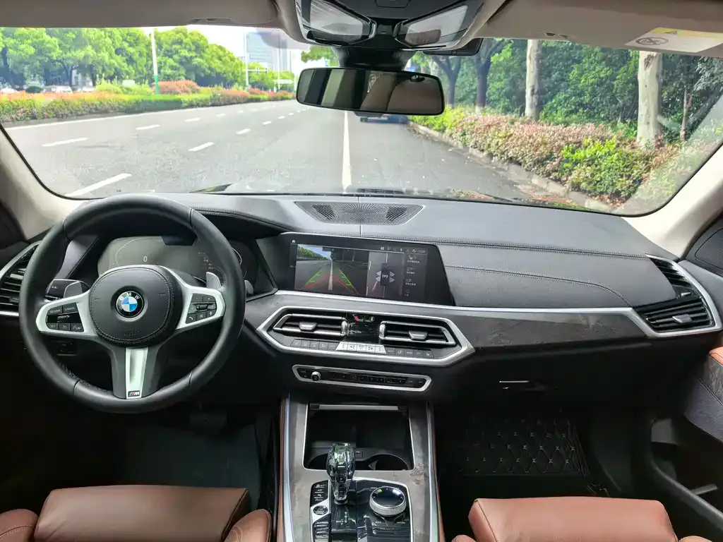 BMW X5 (Import) — фото 2