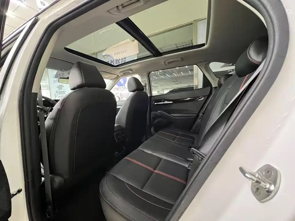 Kia KX3 — фото 9