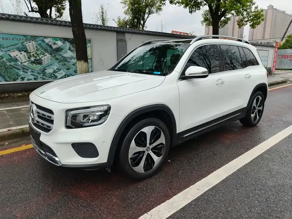Mercedes-Benz GLB — фото 5
