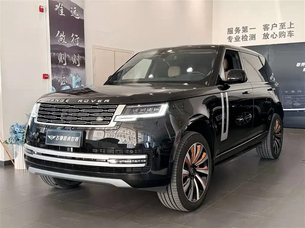 Land Rover Range Rover — фото 1
