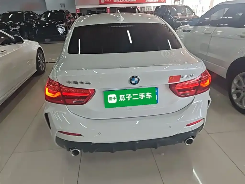BMW 1 Series 2021 из CN, фото 3