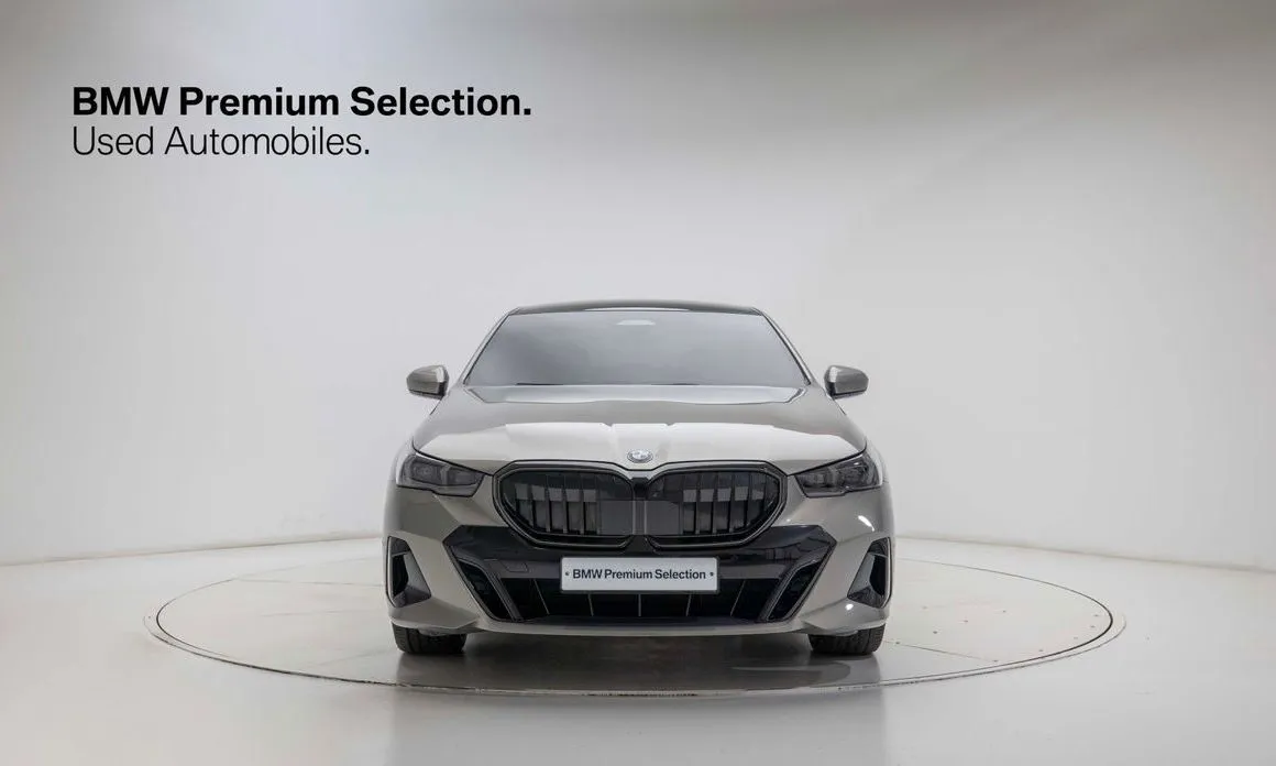 BMW 5-Series 2025 из KR, фото 2