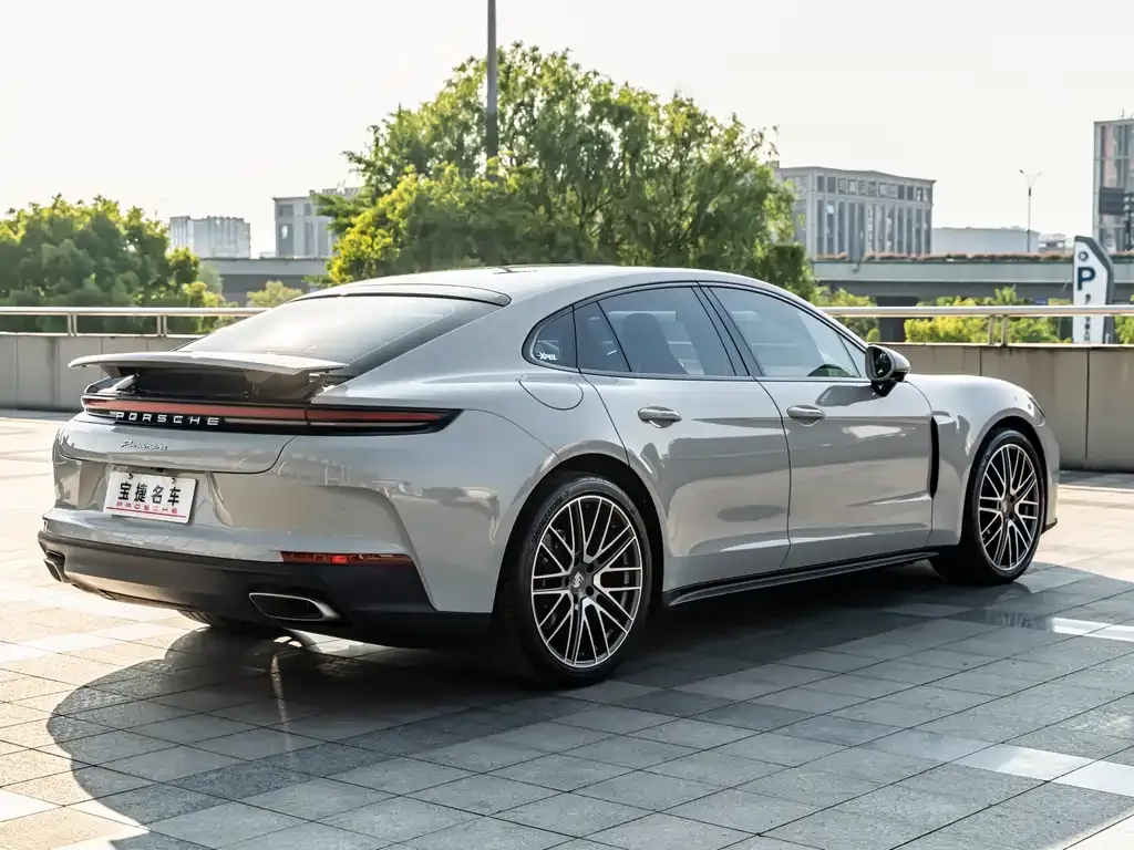 Porsche Panamera — фото 10