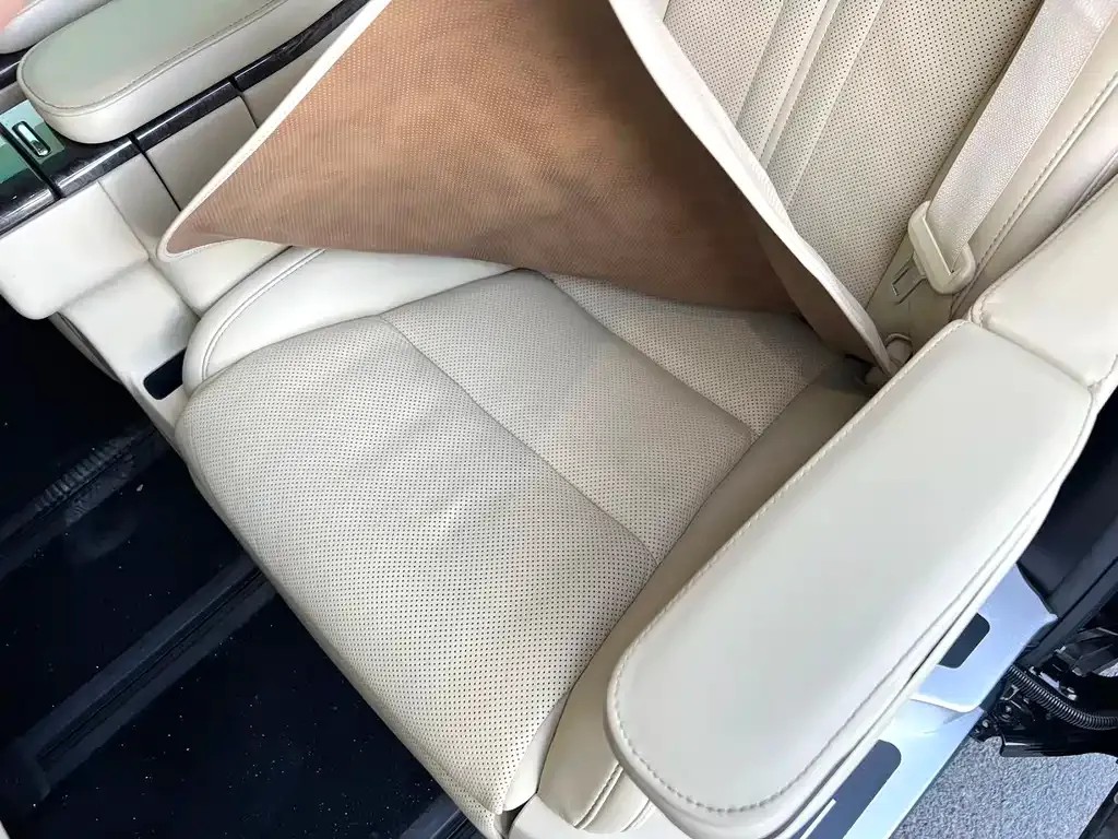 Toyota Vellfire — фото 4