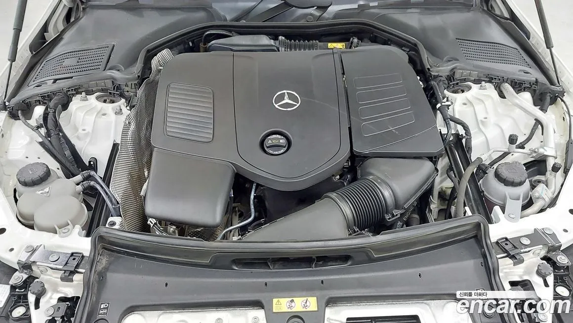 Mercedes-Benz C-Class 2023 из KR, фото 6