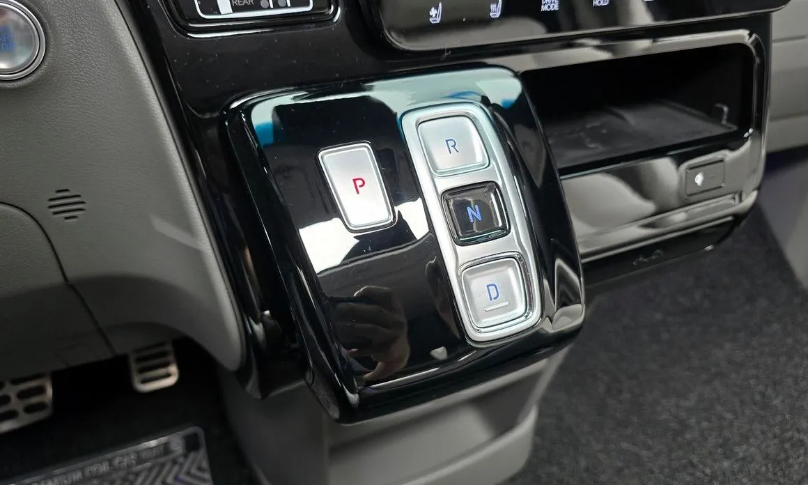 Hyundai Staria — фото 7