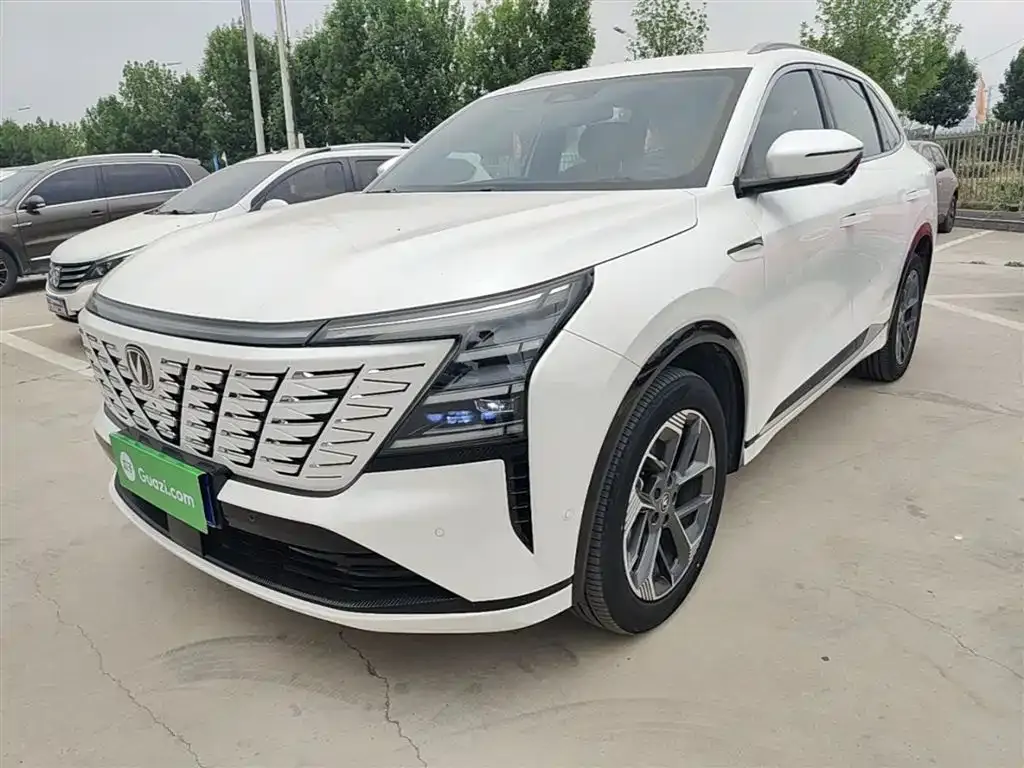Changan CS75PLUS — фото 3