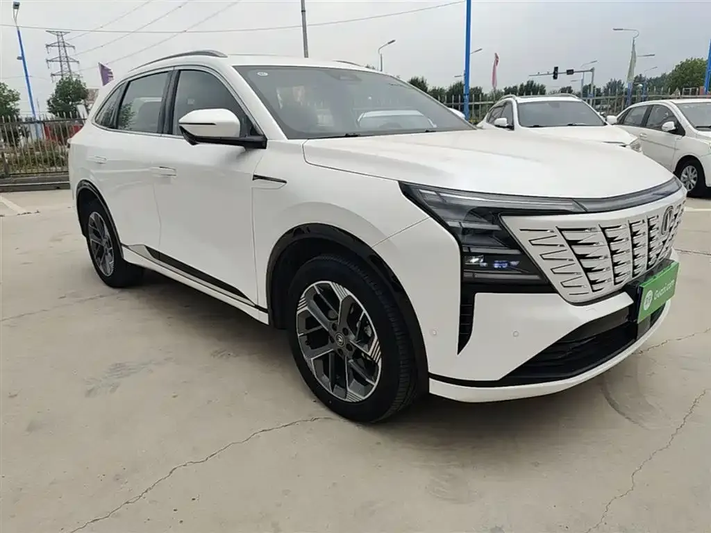 Changan CS75PLUS — фото 9