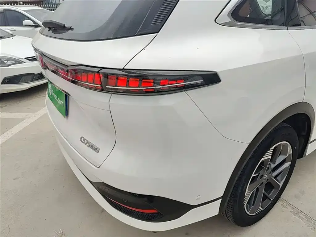 Changan CS75PLUS — фото 10