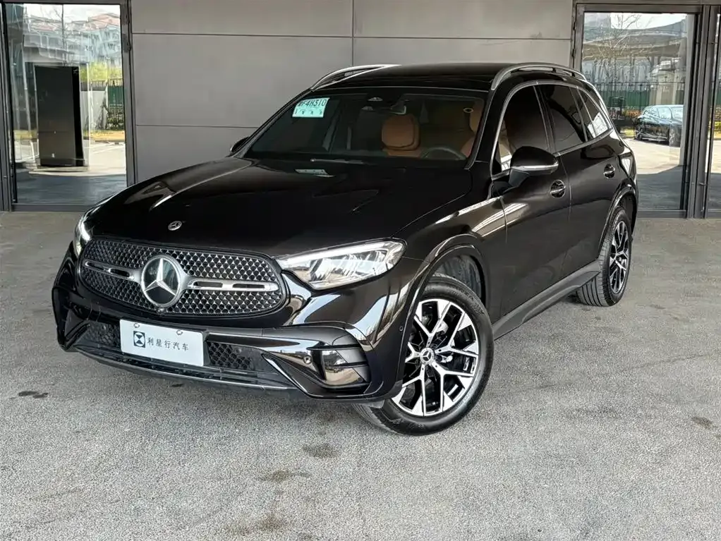 Mercedes-Benz GLC — фото 1