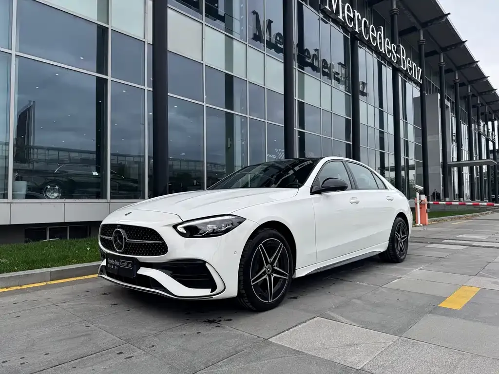 Mercedes-Benz C-Class — фото 10