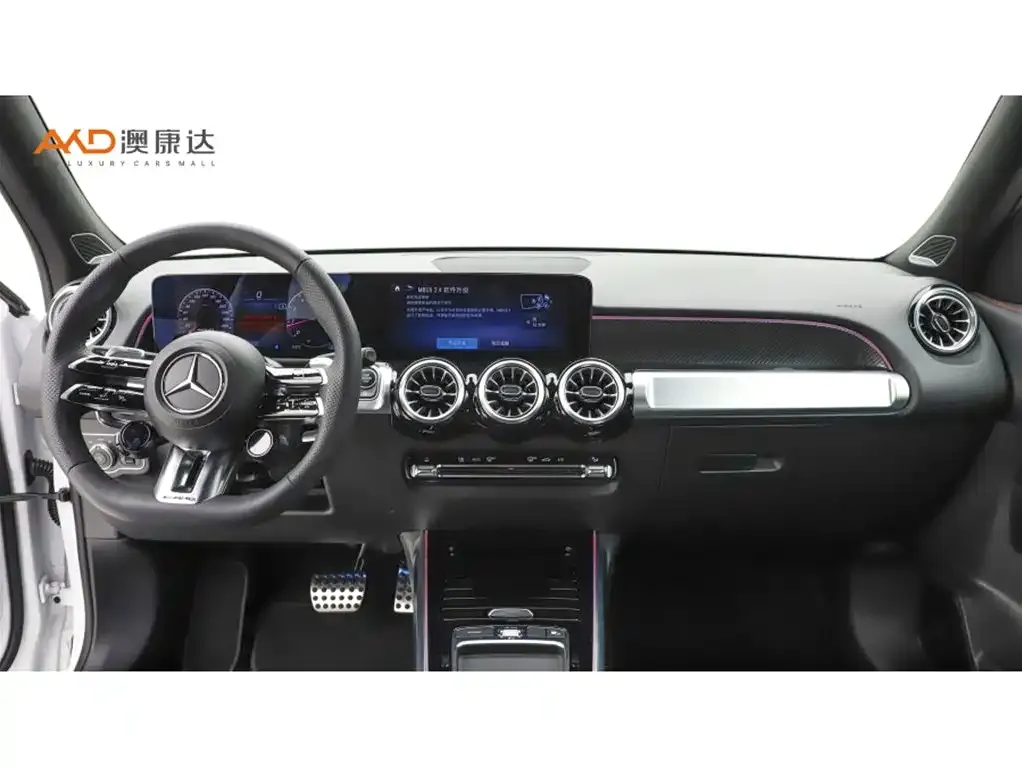 Mercedes-Benz GLB AMG — фото 6
