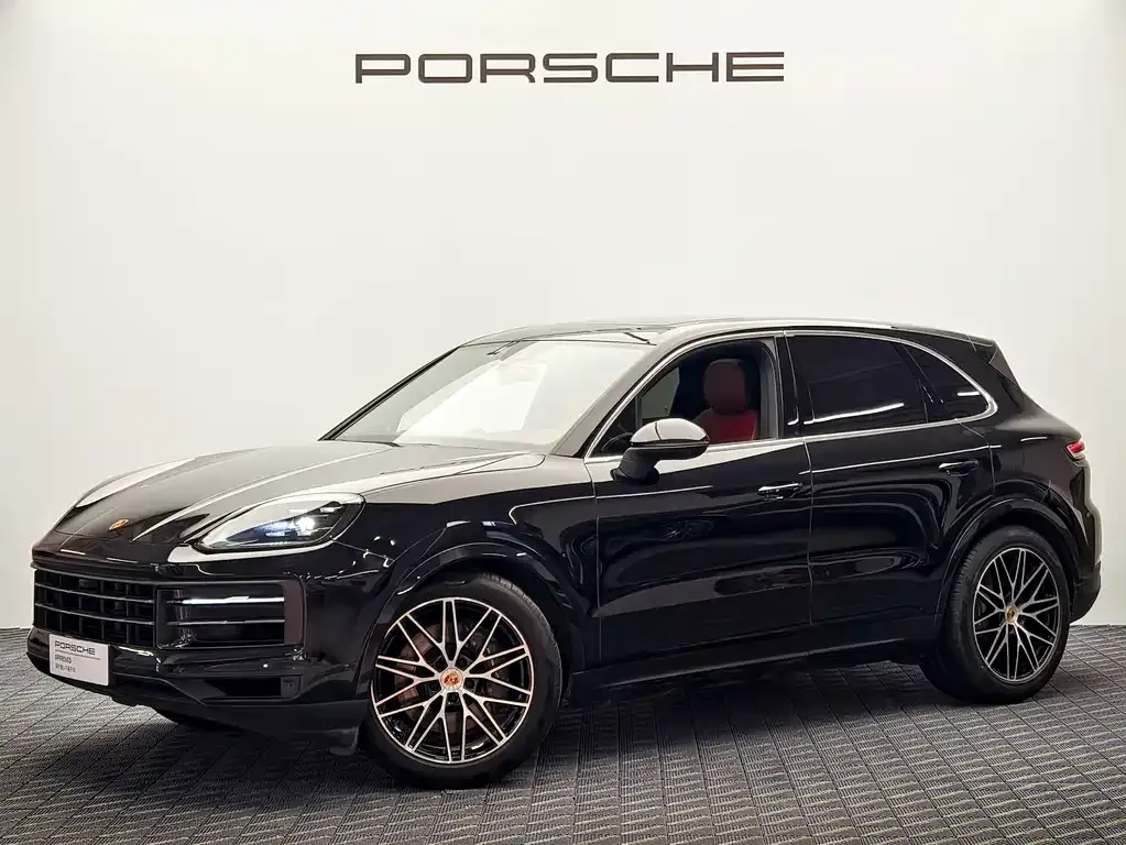 Porsche Cayenne — фото 1