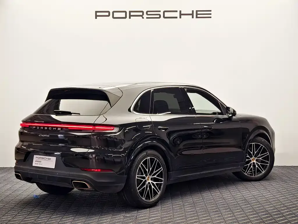 Porsche Cayenne — фото 2