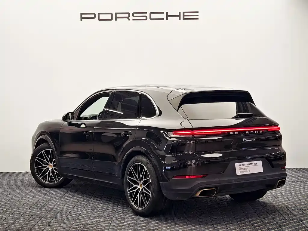 Porsche Cayenne — фото 6