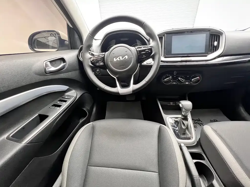 Kia KX1 2021 из CN, фото 4