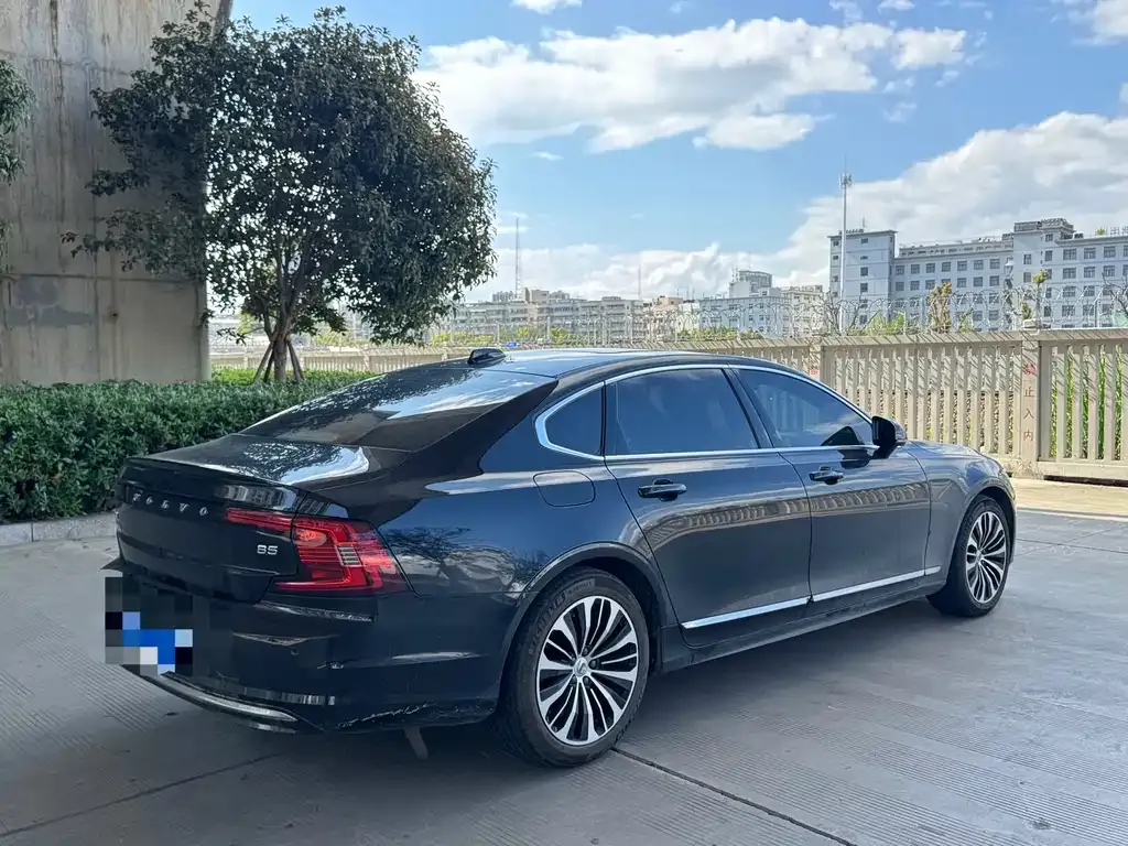 Volvo S90 — фото 7
