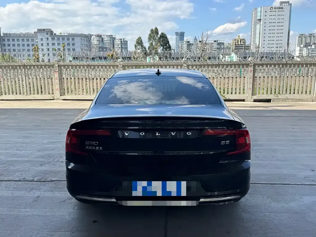 Volvo S90 — фото 3
