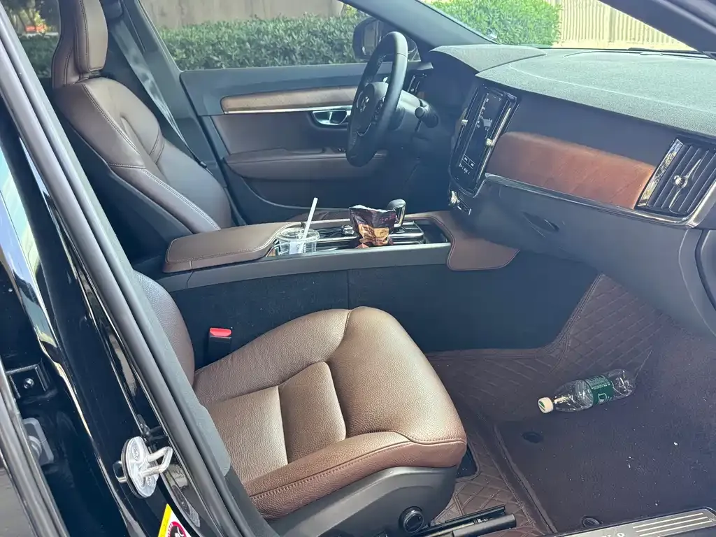 Volvo S90 — фото 2