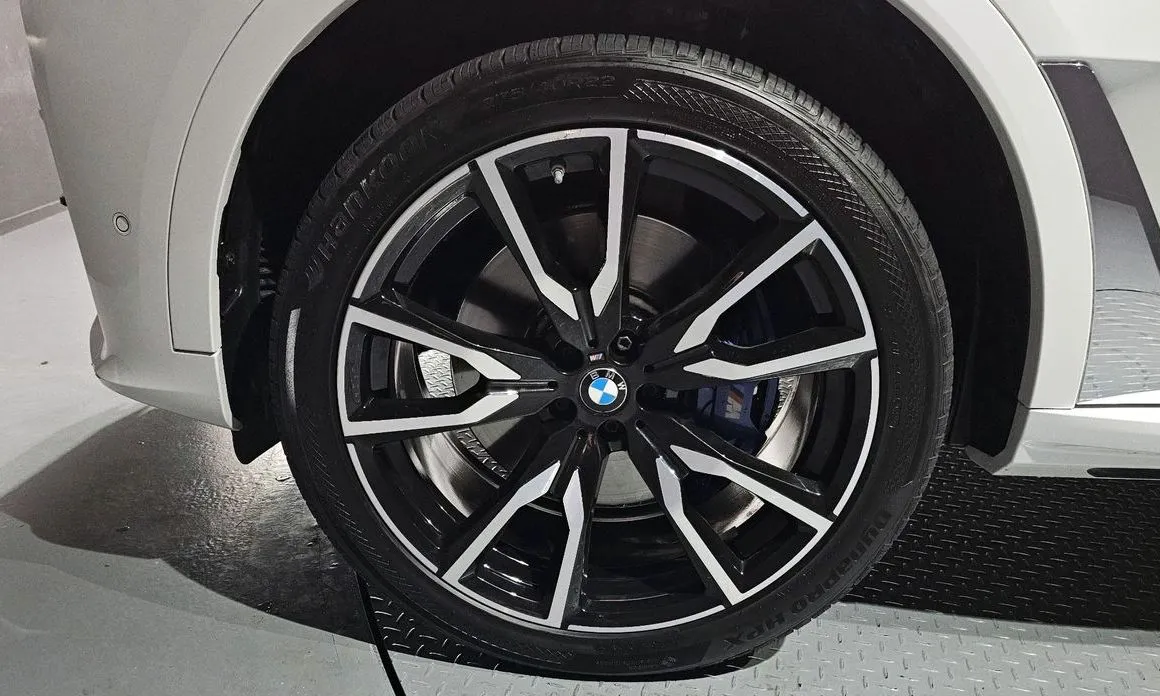 BMW X7 2021 из KR, фото 2