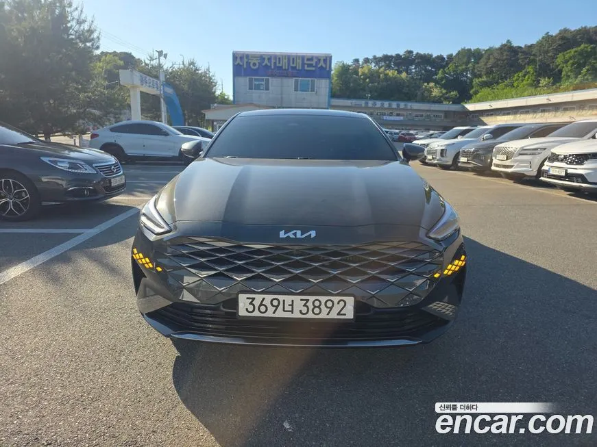 Kia K8
