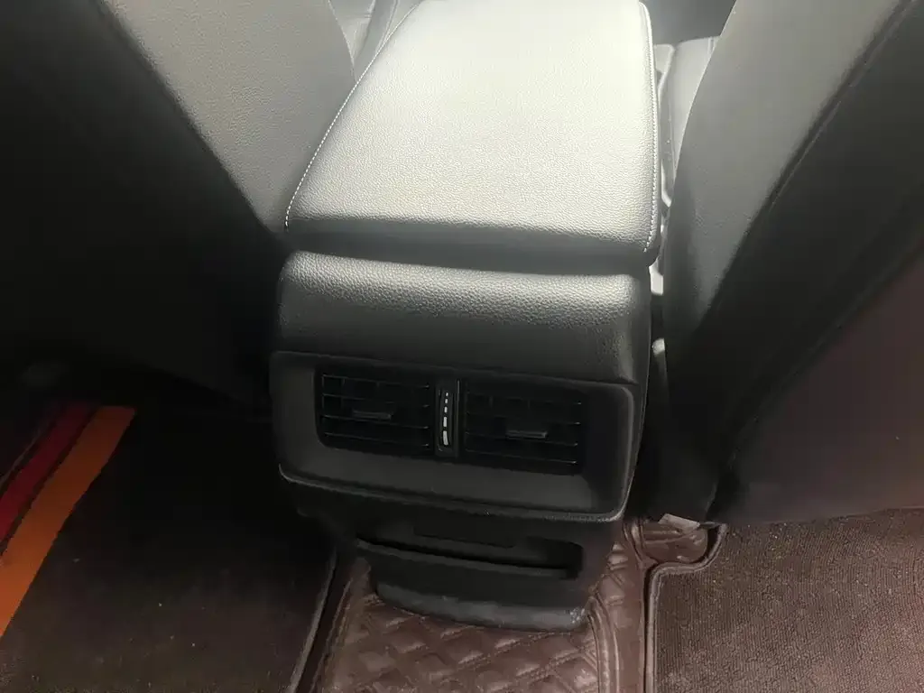 Honda CR-V 2023 из CN, фото 2