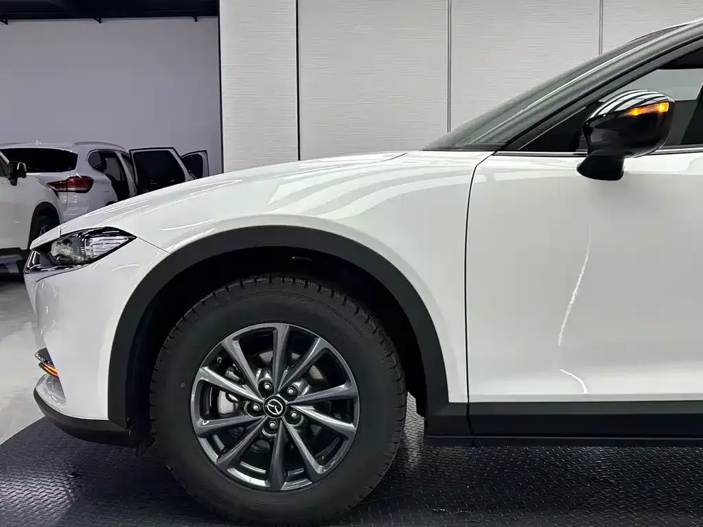 Mazda CX-4 — фото 3