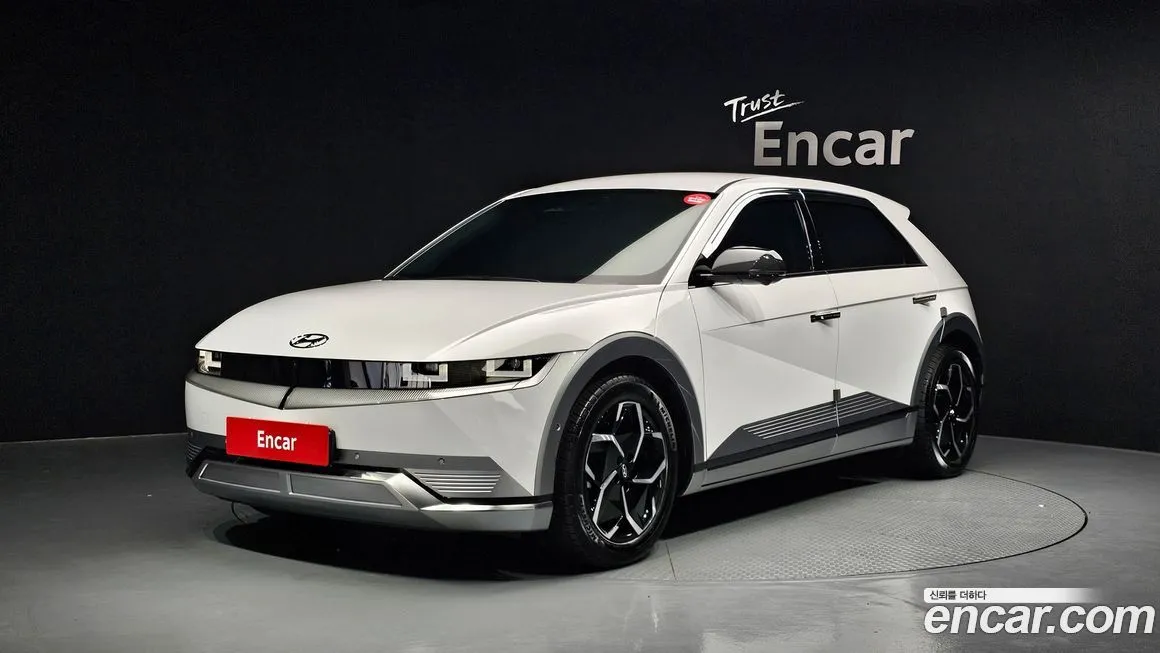 Hyundai Ioniq5 — фото 1