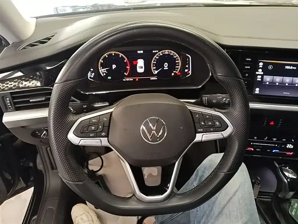 Volkswagen Passat — фото 2