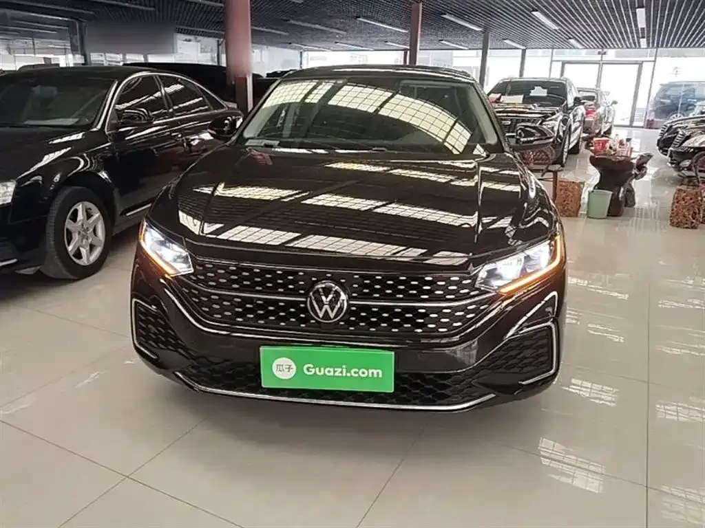 Volkswagen Passat — фото 5