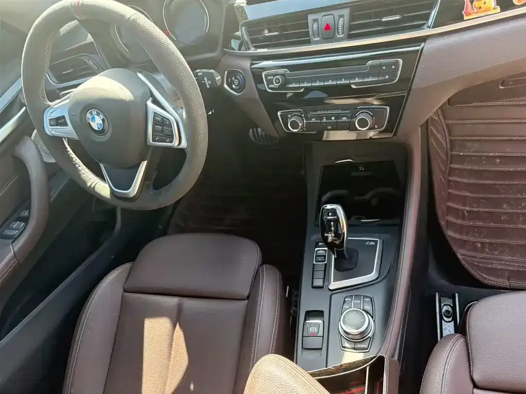 BMW X1 — фото 9