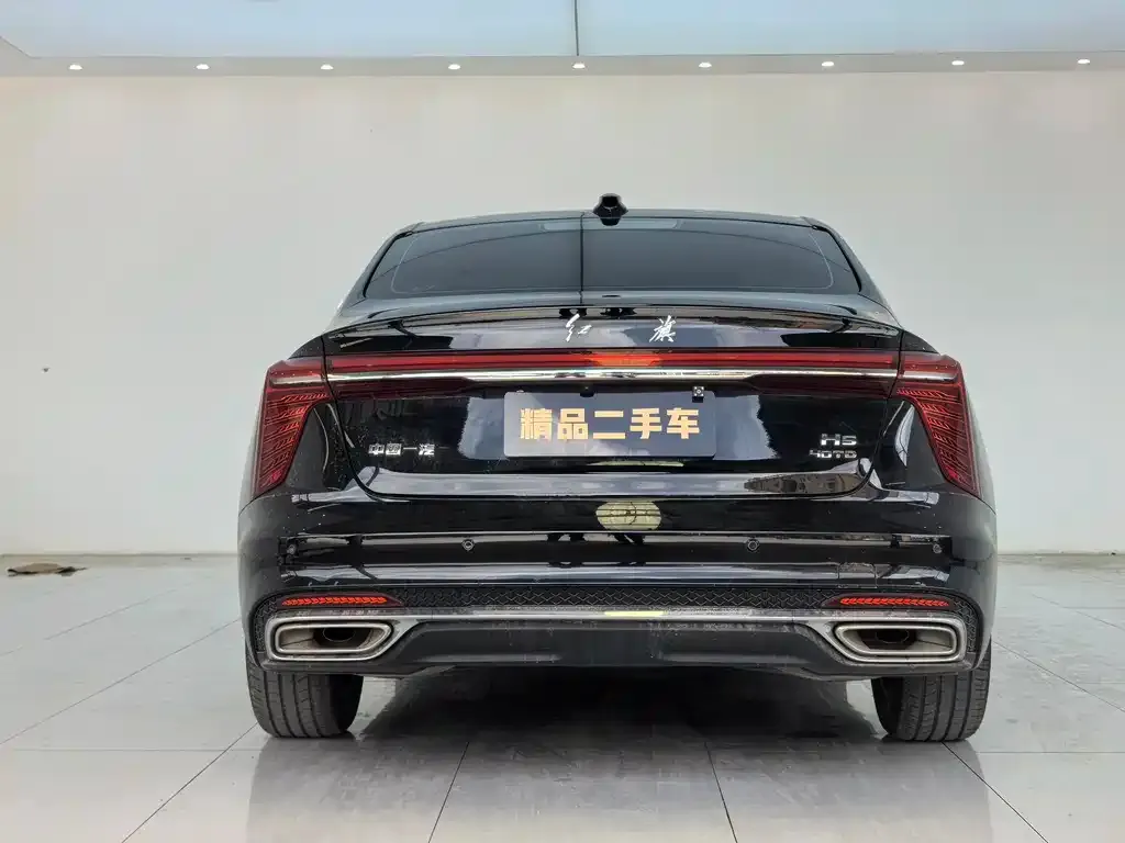 Hongqi H5 — фото 2