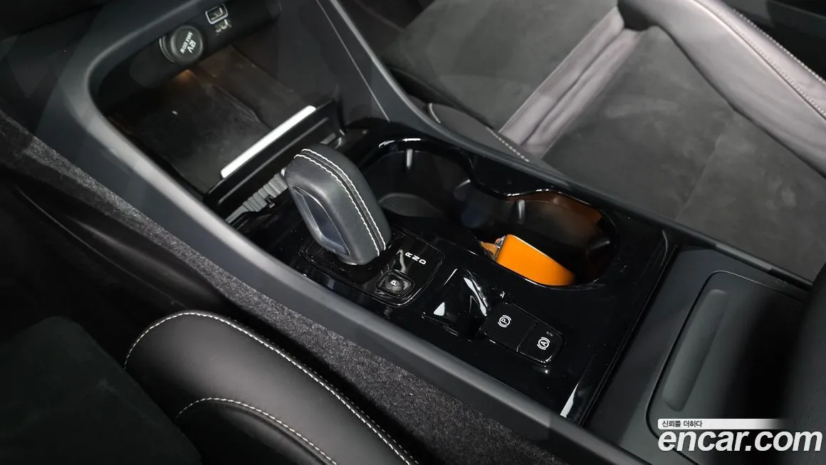 Volvo XC40 2022 из KR, фото 9