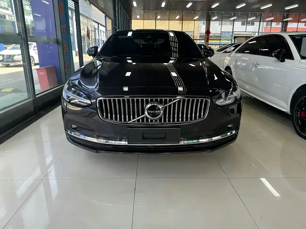 Volvo S90 — фото 4