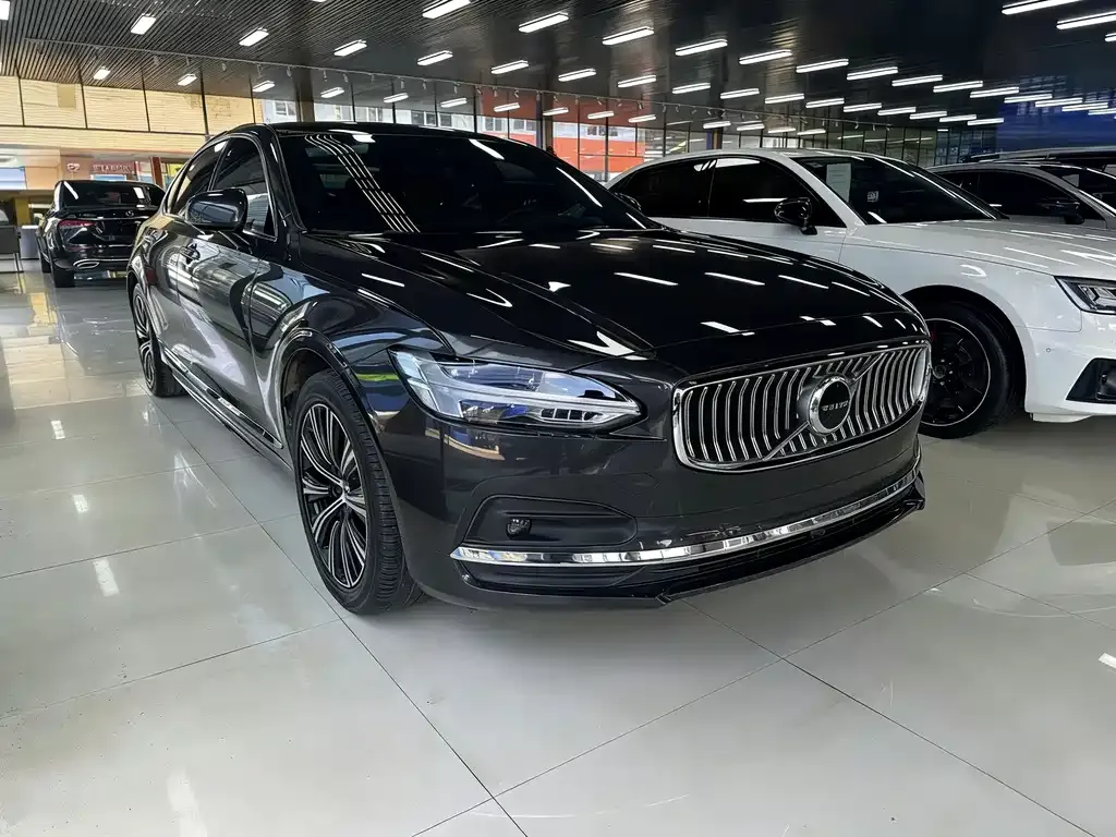 Volvo S90 — фото 6