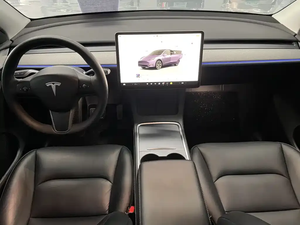 Tesla Model Y — фото 4
