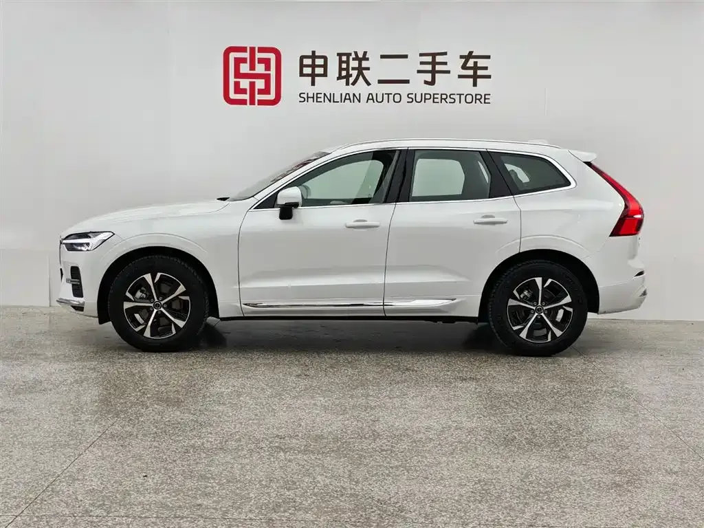 Volvo XC60 — фото 9
