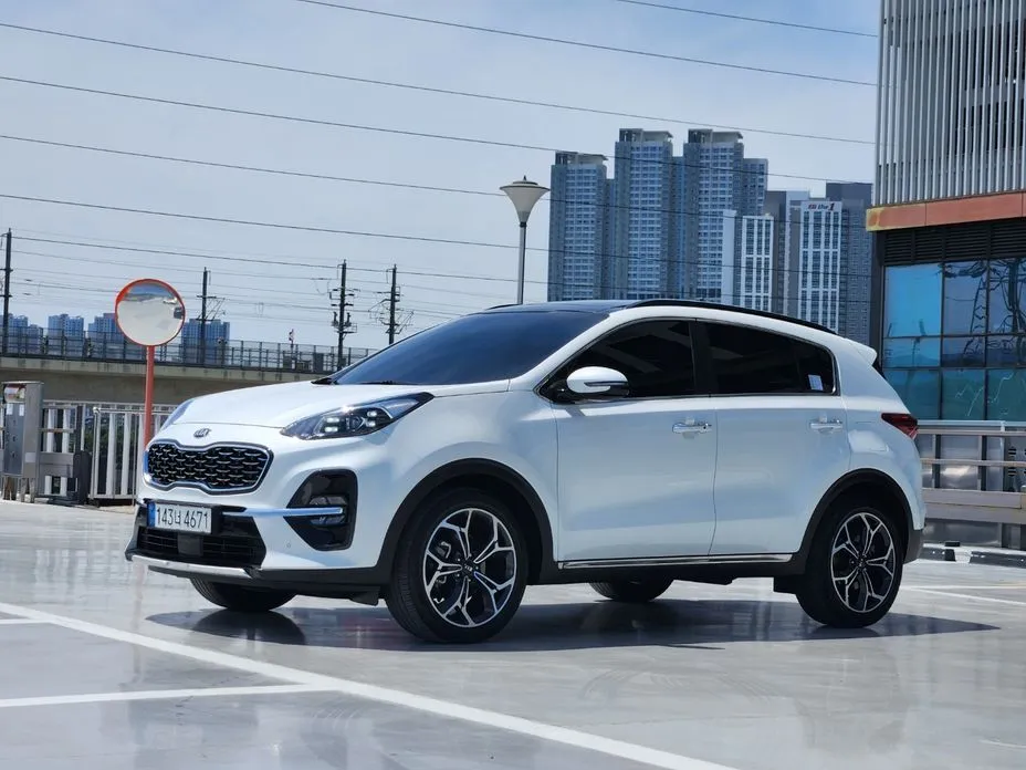 Kia Sportage — фото 1