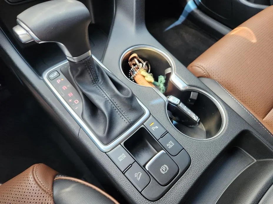 Kia Sportage — фото 7