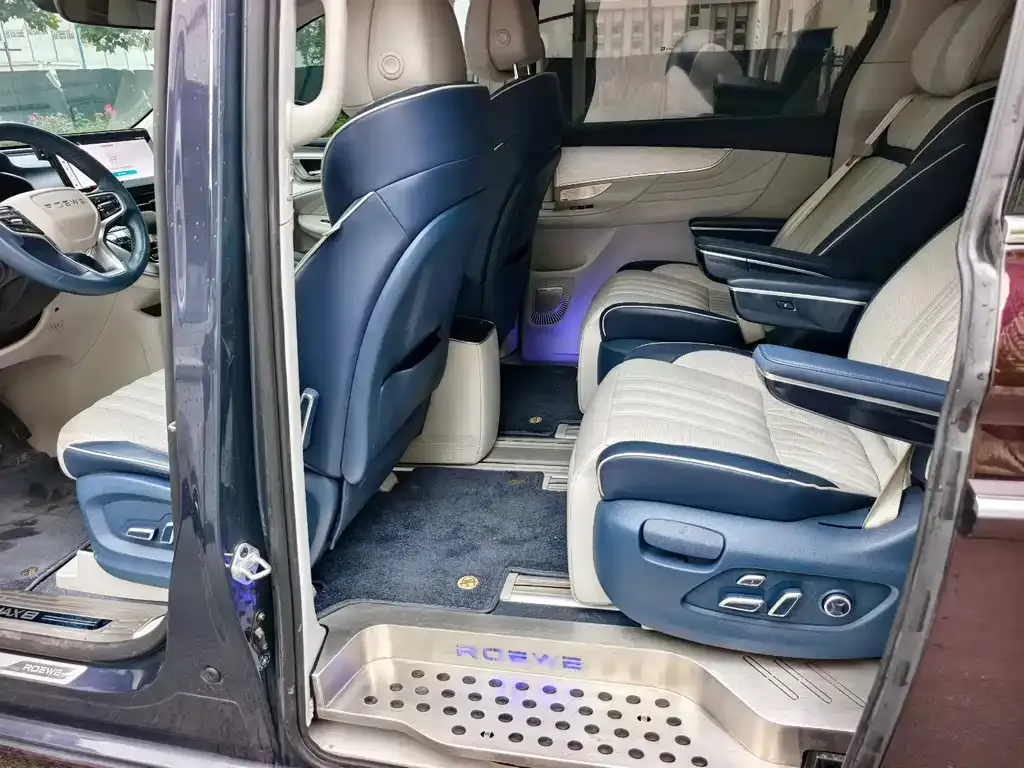 Roewe iMAX8 2021 из CN, фото 6