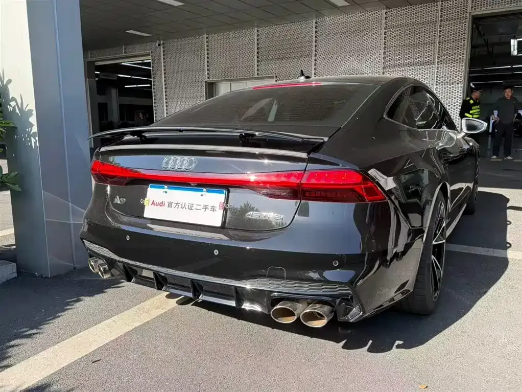 Audi A7 — фото 8