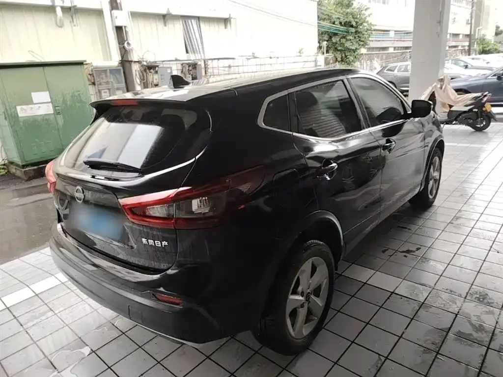 Nissan Qashqai — фото 5