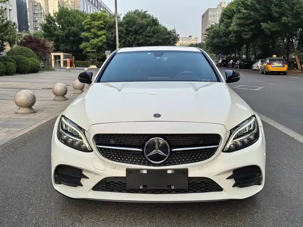 Mercedes-Benz C-Class — фото 10