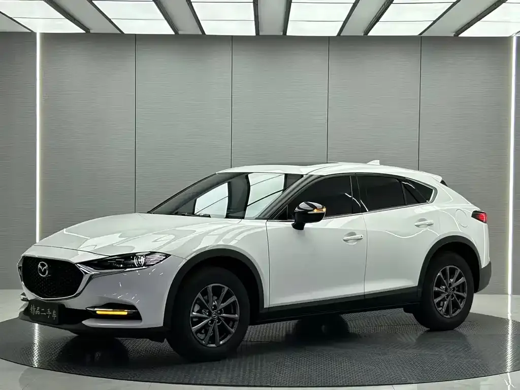 Mazda CX-4 — фото 1