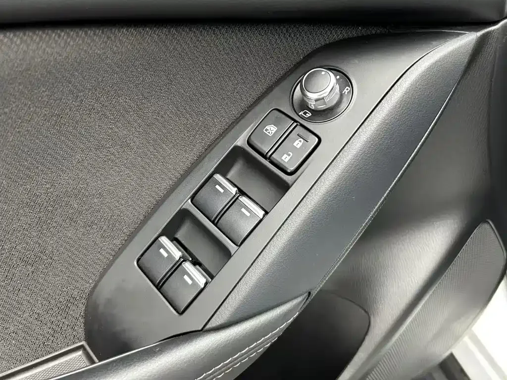 Mazda CX-4 — фото 9