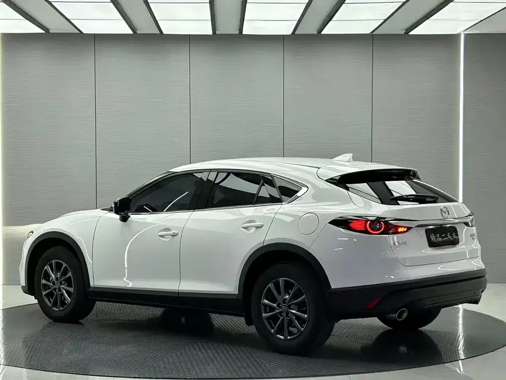 Mazda CX-4 — фото 6