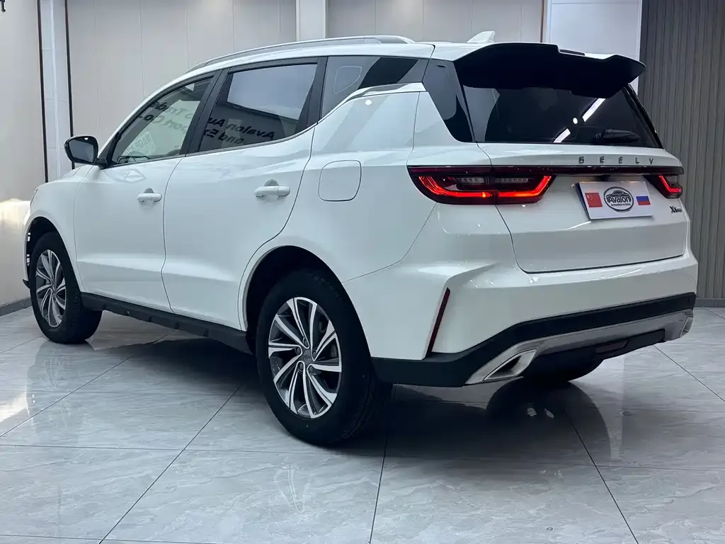 Geely Vision X6 — фото 6