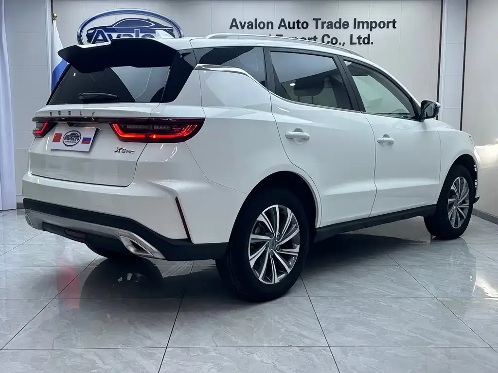 Geely Vision X6 — фото 10