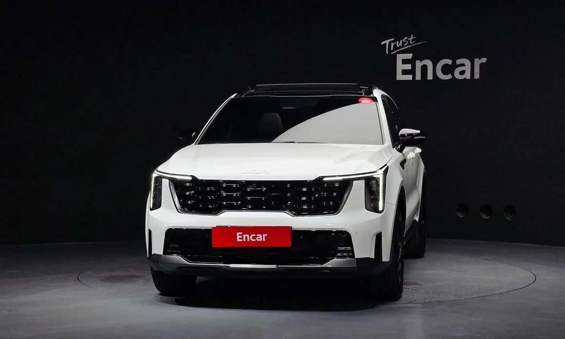 Kia Sorento — фото 6