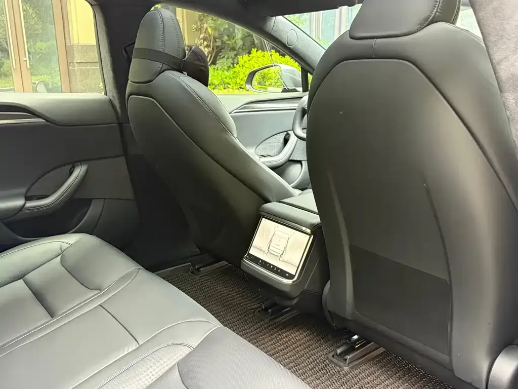 Tesla Model S 2023 из CN, фото 2